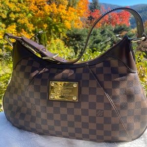Authentic LV Thames GM in DE